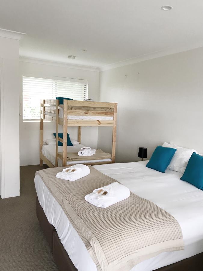 Thirroul Beach Motel Bagian luar foto